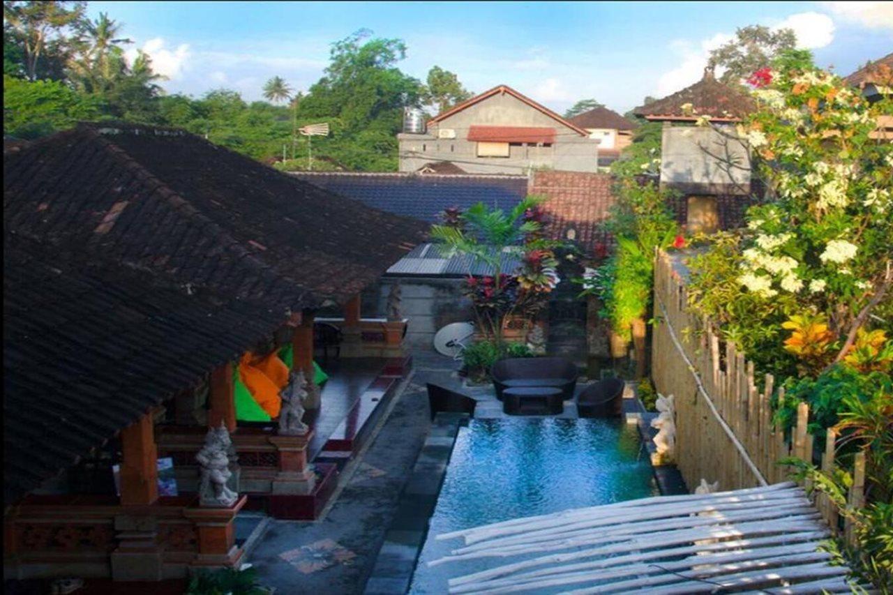 Nyoman Badri Ubud (Bali)