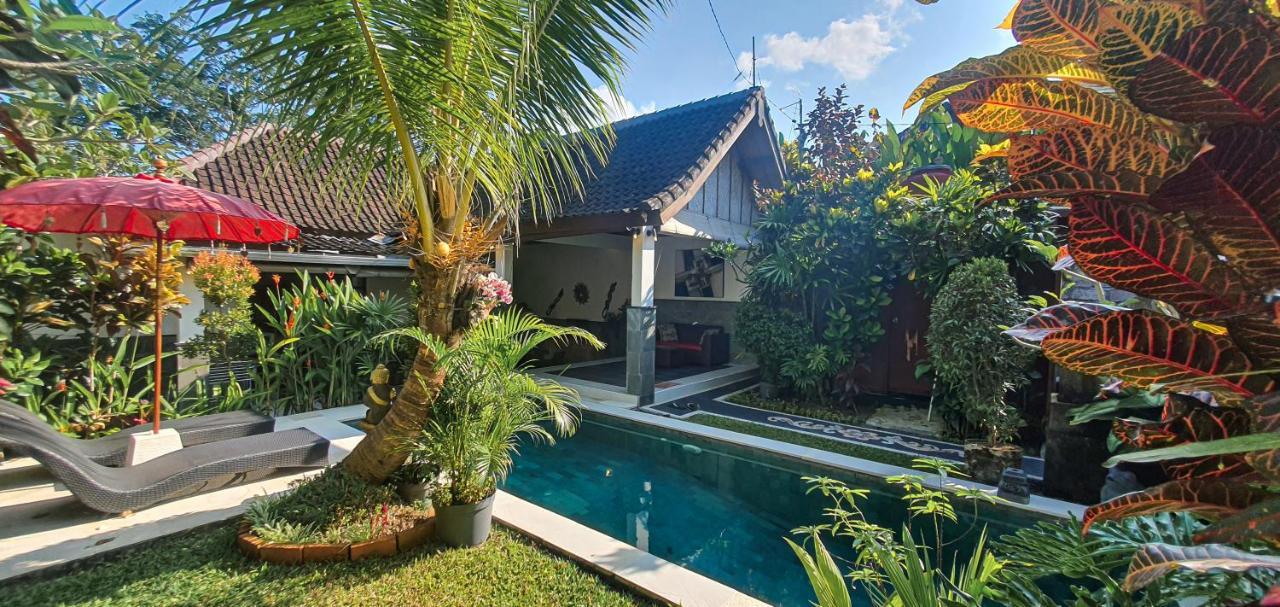 Esa Villa