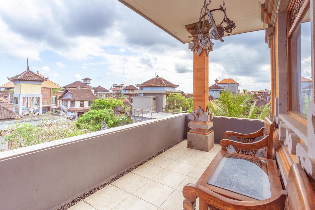 Wisma tamu Teba House *