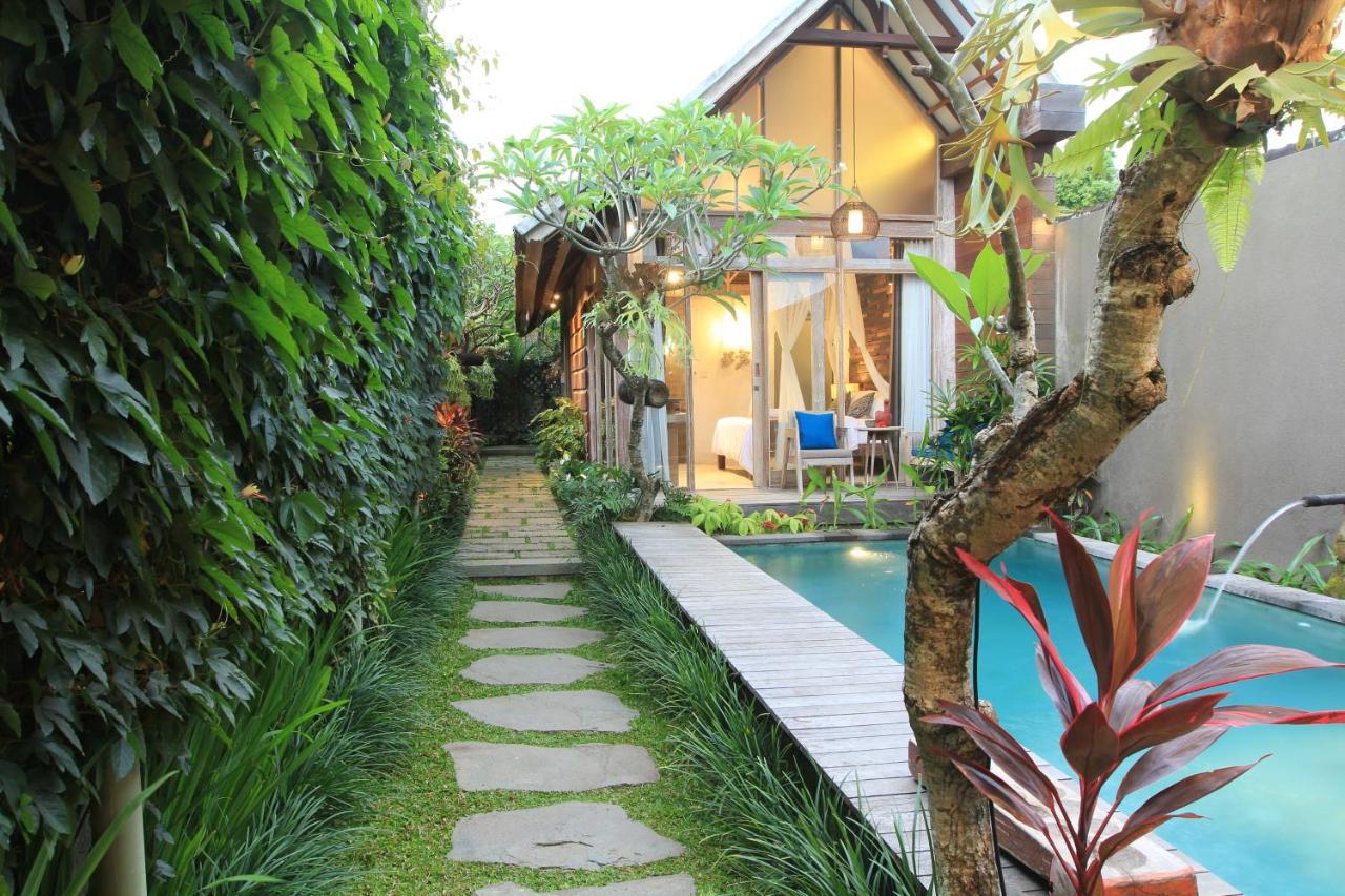 Tuwi Guest House *