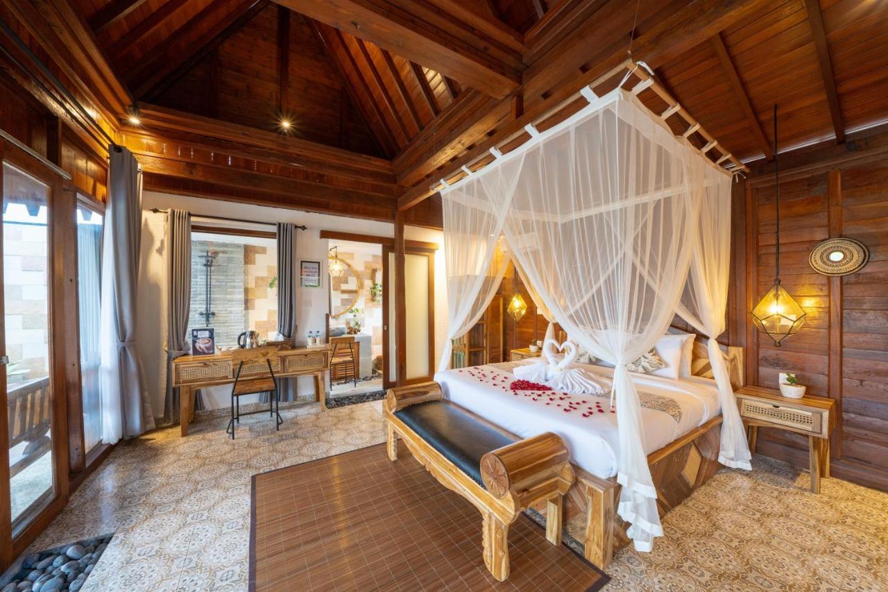 Barong Bali * Ubud