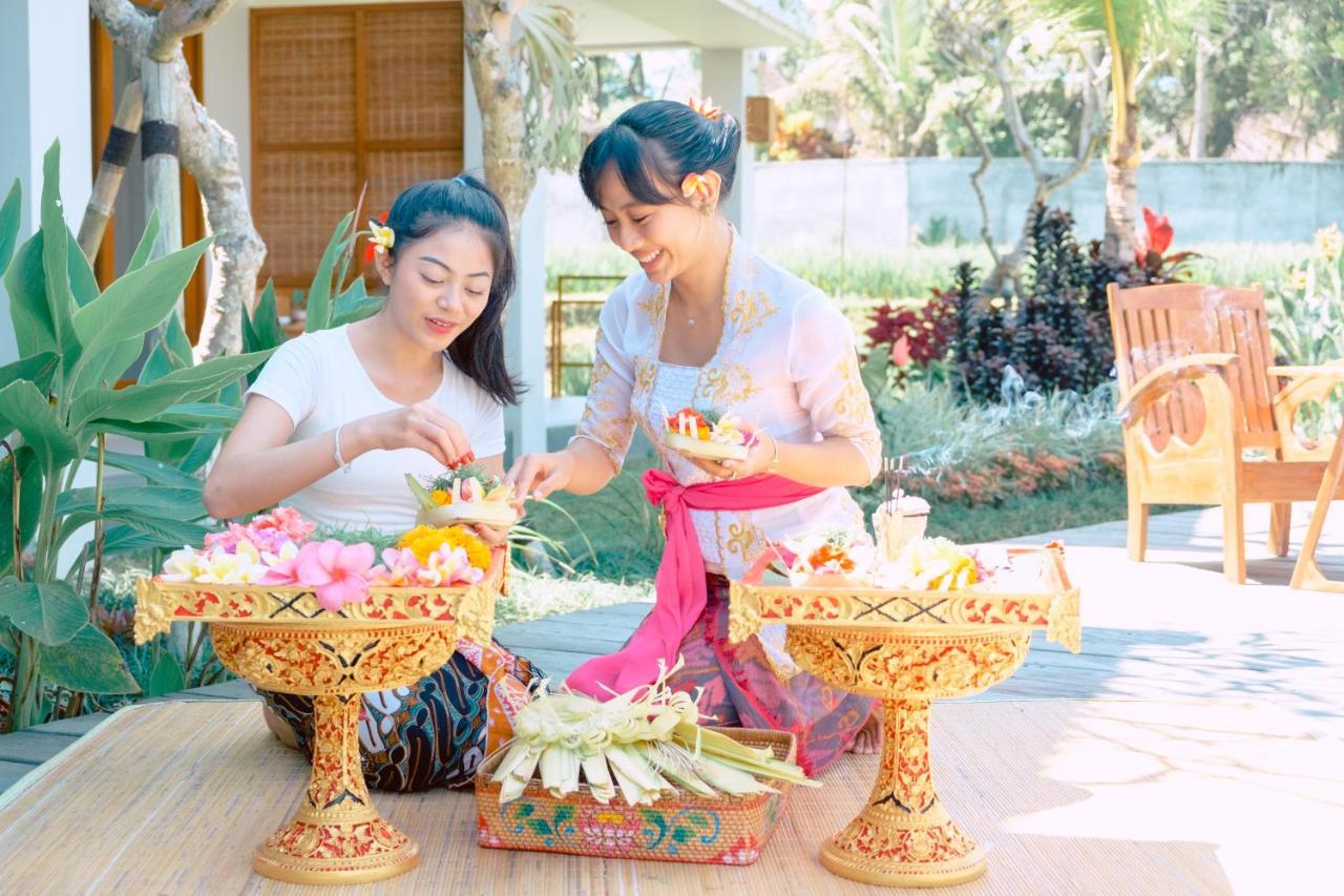 Queen At Gunung Sari Hotel 3*