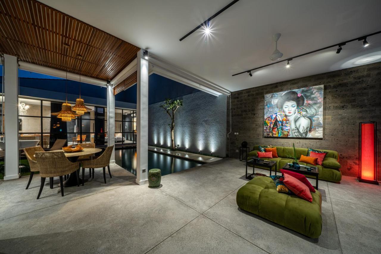 Rouge - Loft Minado Villa *