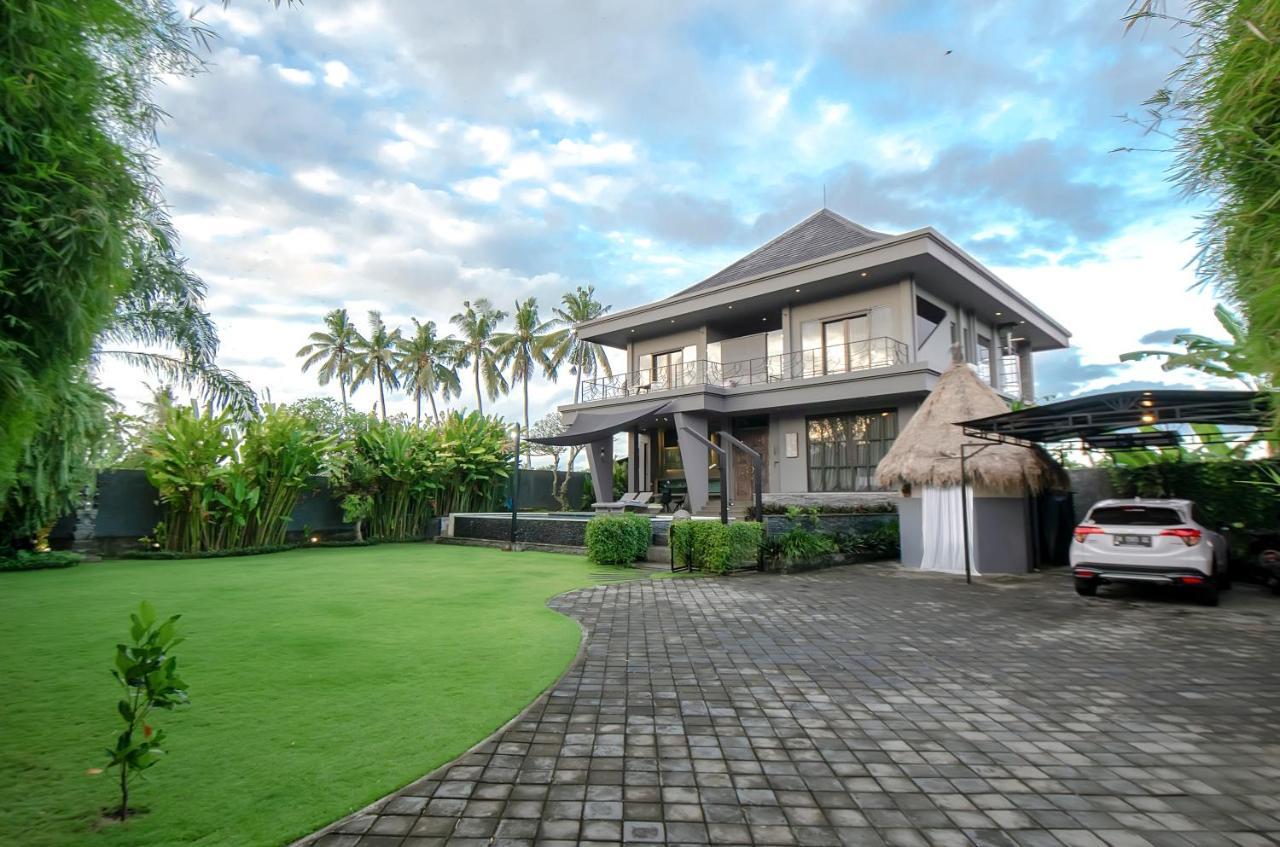 Luxury Sora Mas Bali Villa *