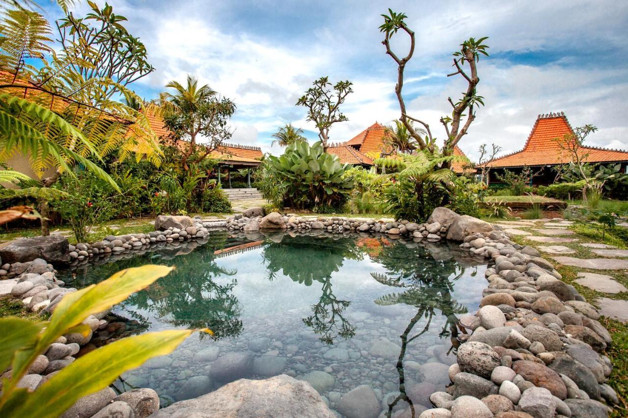 Hotel Arya Arkananta &