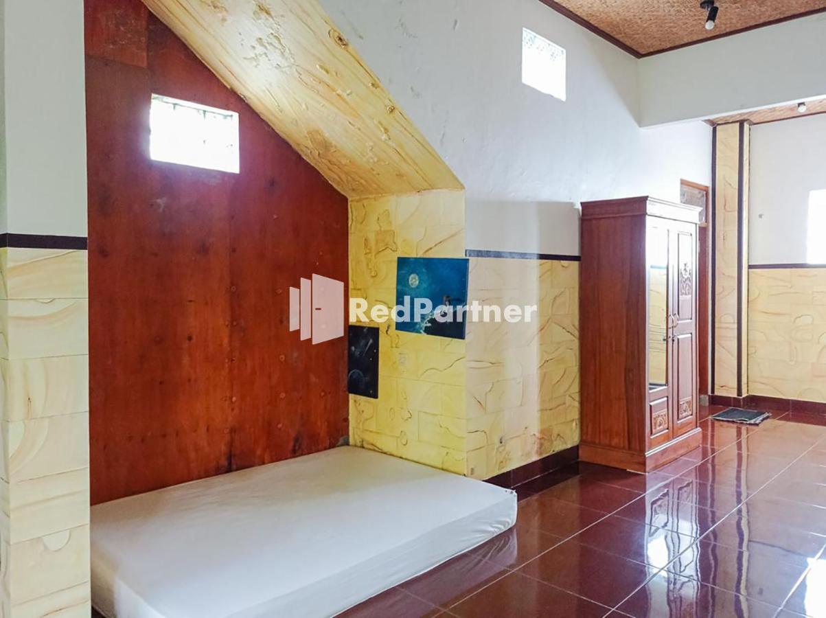 Homestay Nando House *