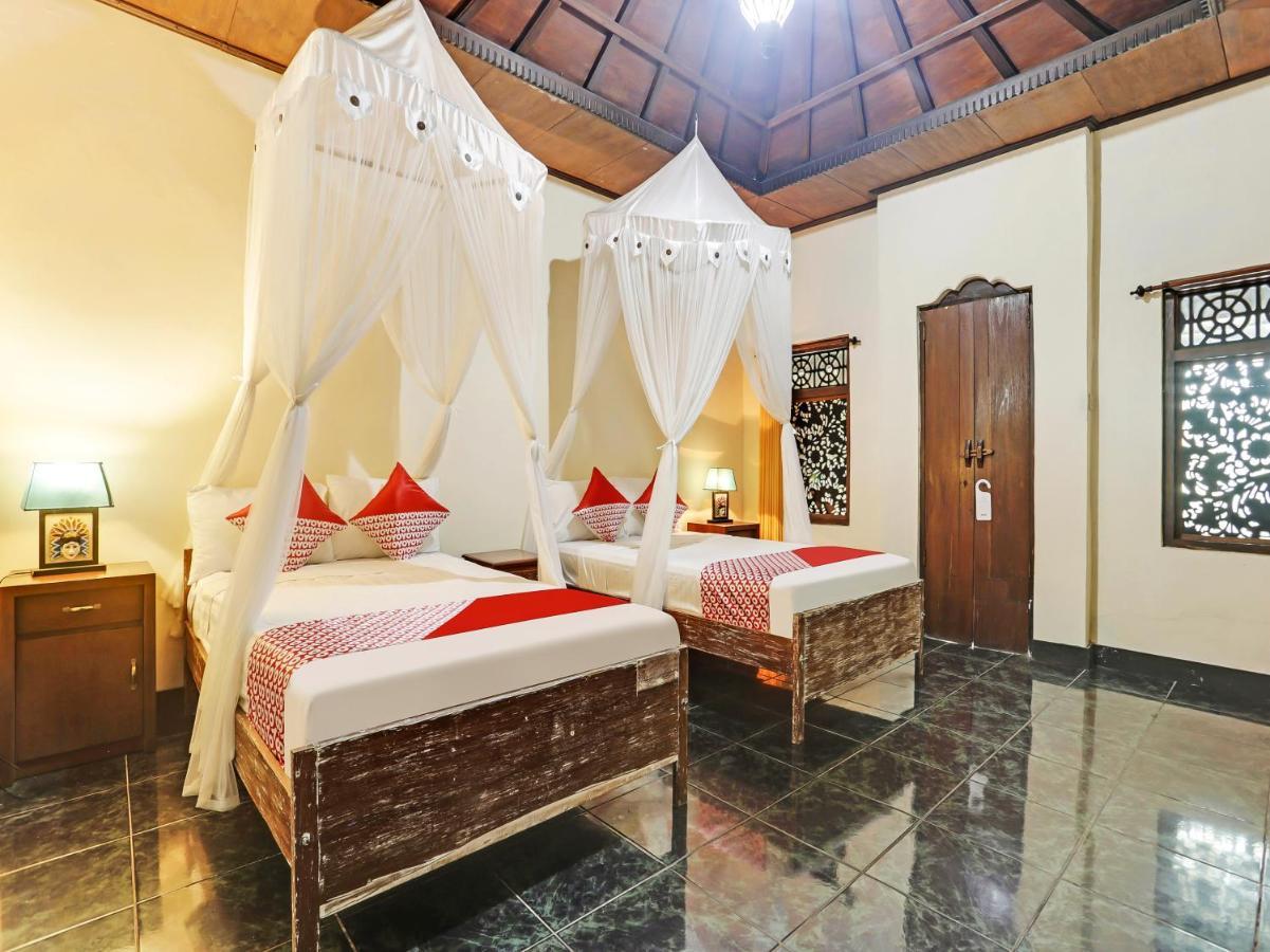 Oyo 90640 Agung Kartini Hotel 2*