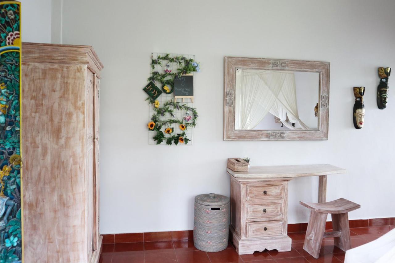 Danaya'S Cottage And Studio 3*