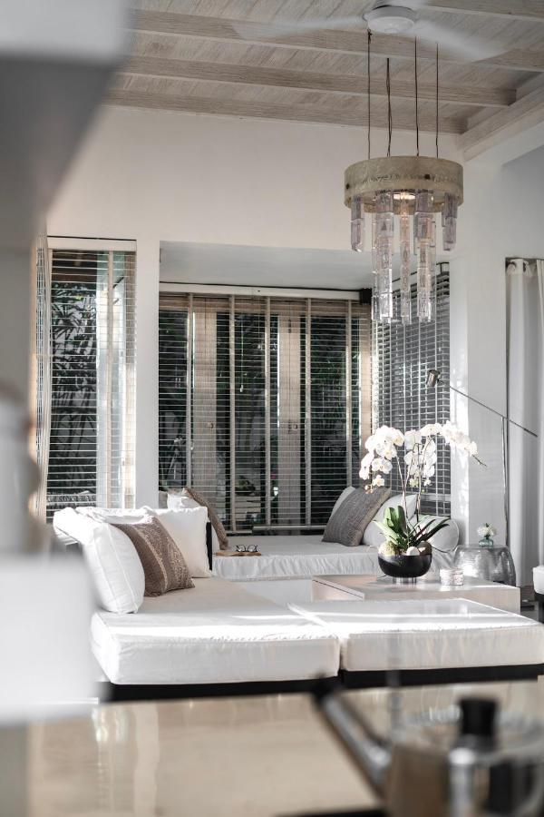 Villa Crescent Moon *