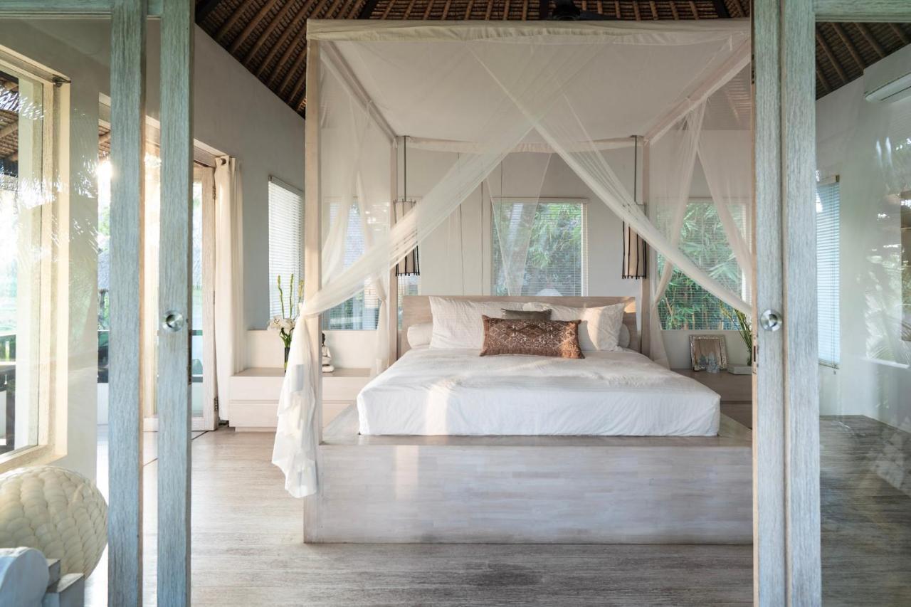 Crescent Moon Villa