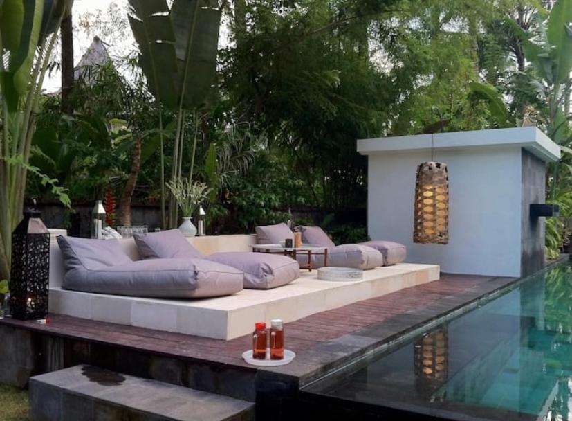 Crescent Moon Villa