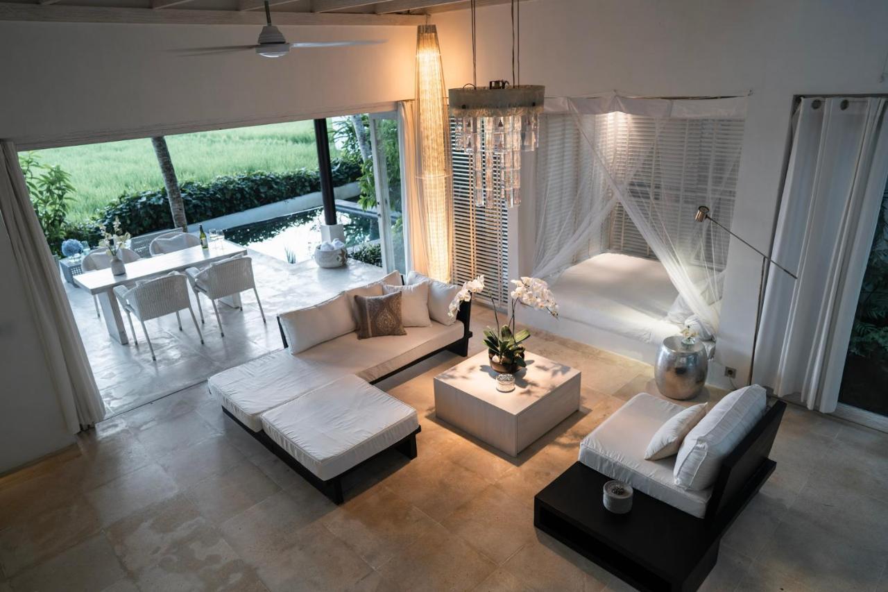 Crescent Moon Villa
