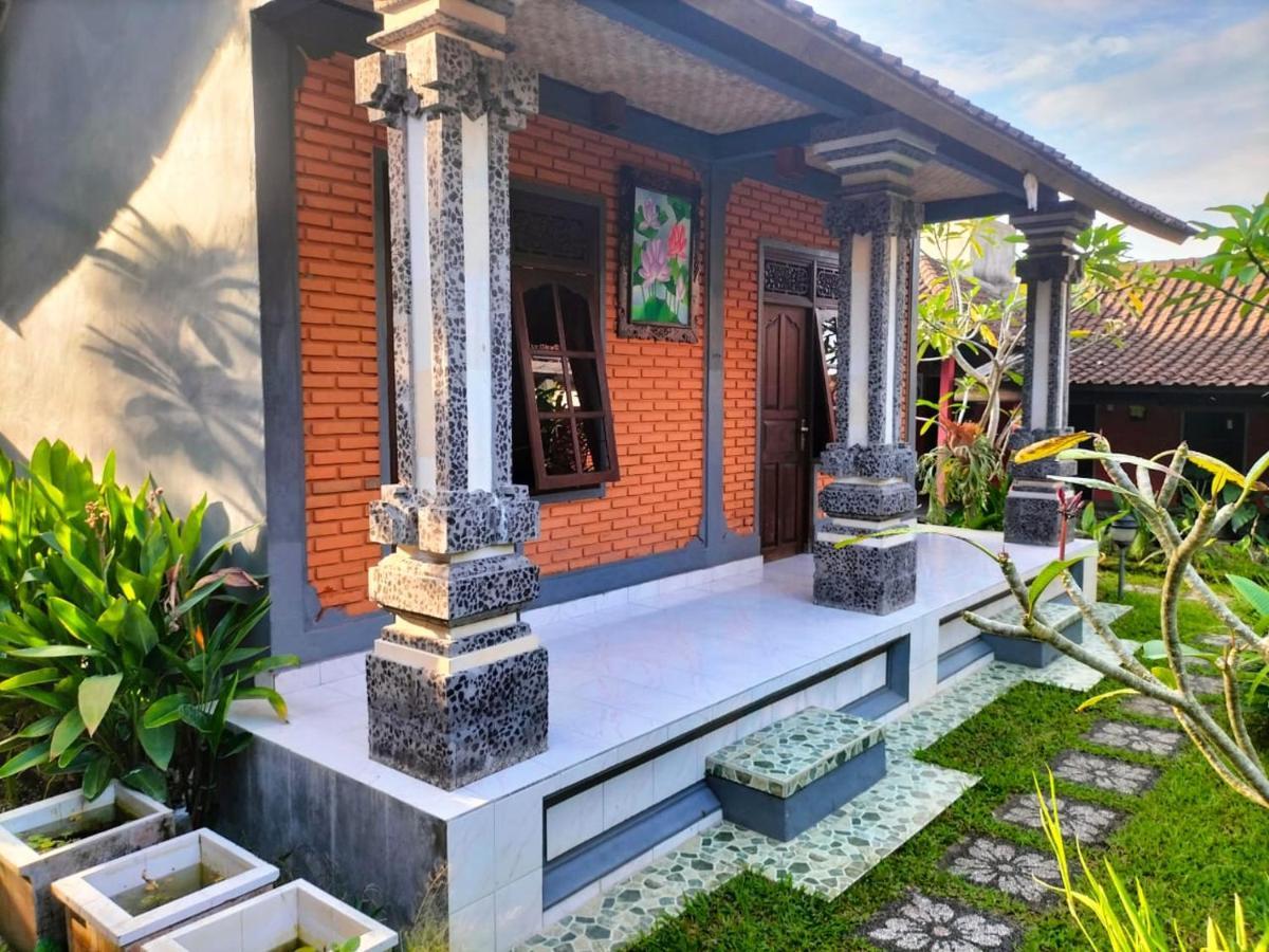 Ojek's