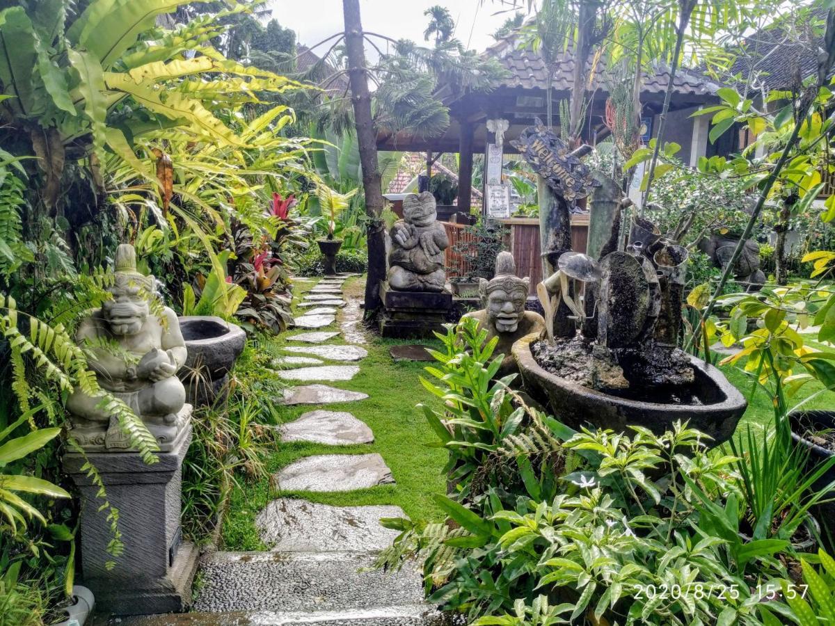 Putu's Paradise Guest house 2*