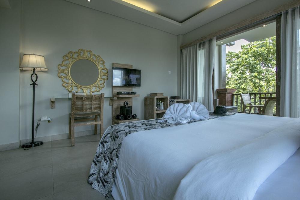 Kajane Yangloni At Bali Holiday park 4*