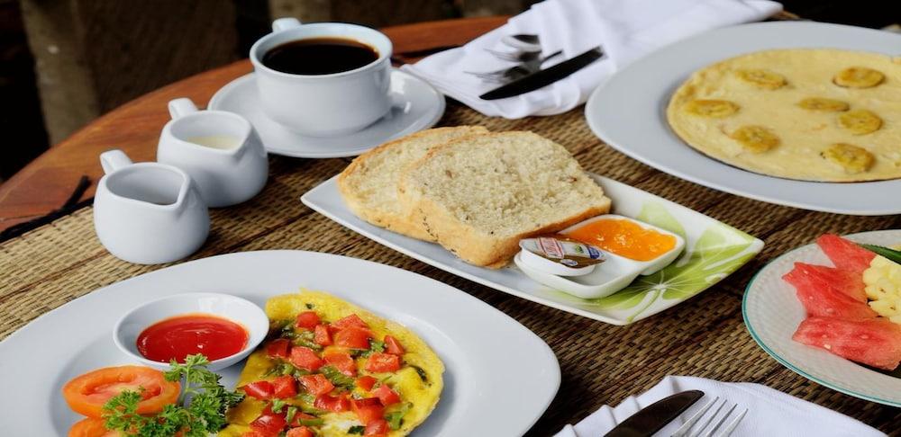 Grand Ashanti Villa *