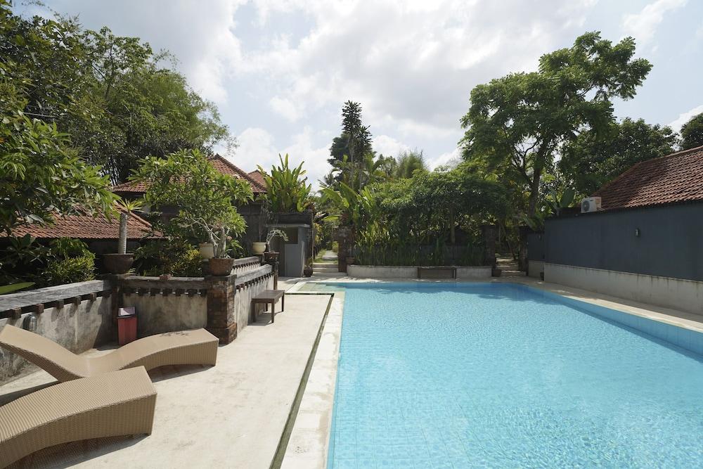 Hotel Sayan Kubu 3*
