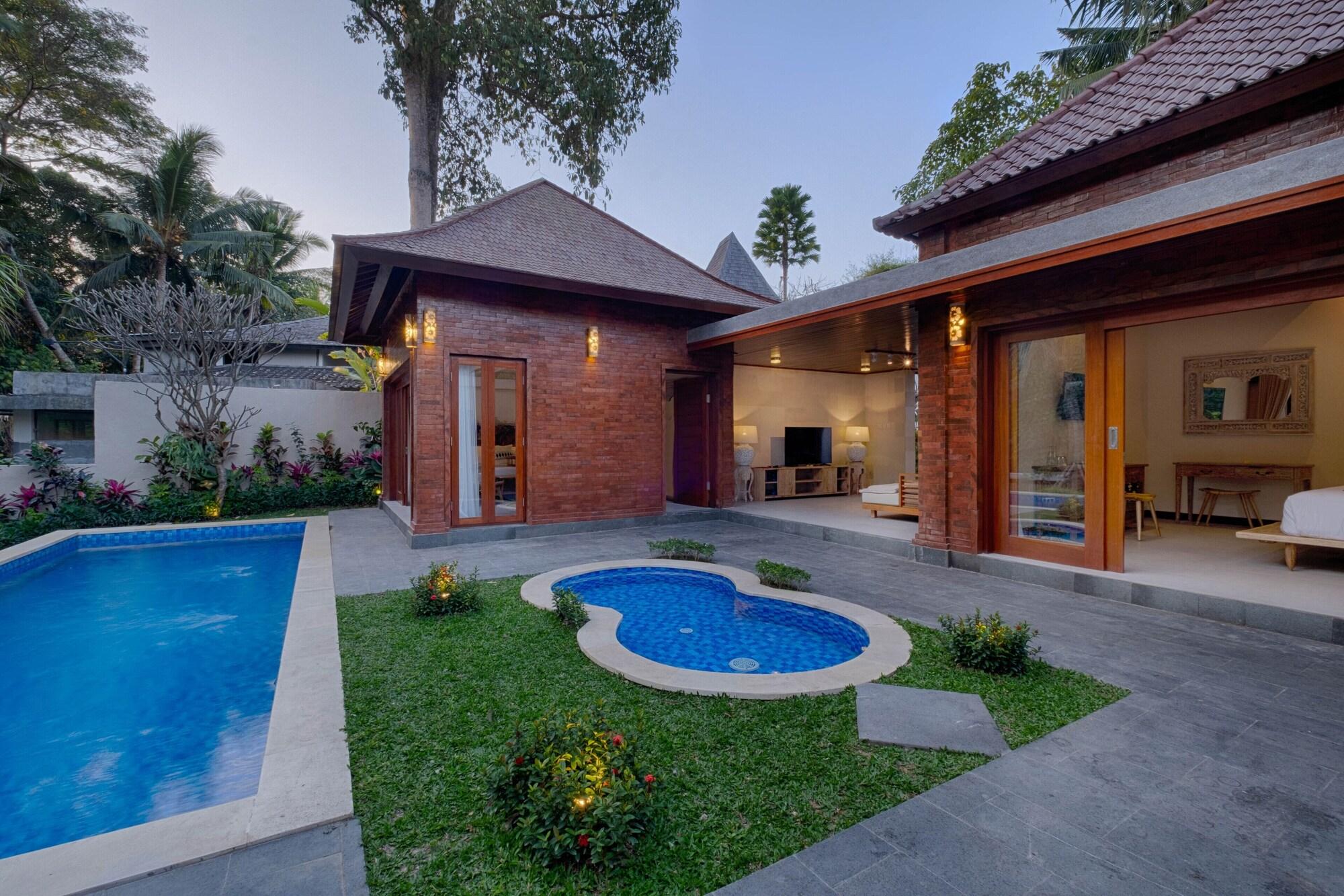 Mas By Sanga Sanga Hospitality Villa