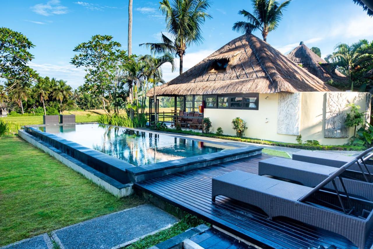 Lodtunduh Sari Taman percutian 4*