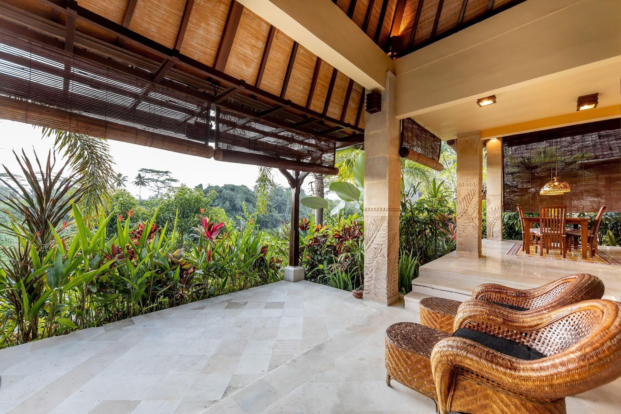 Bidadari Private Villas & Retreat Hotel 4*