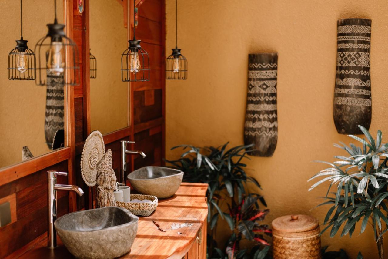Dharuna Villa *