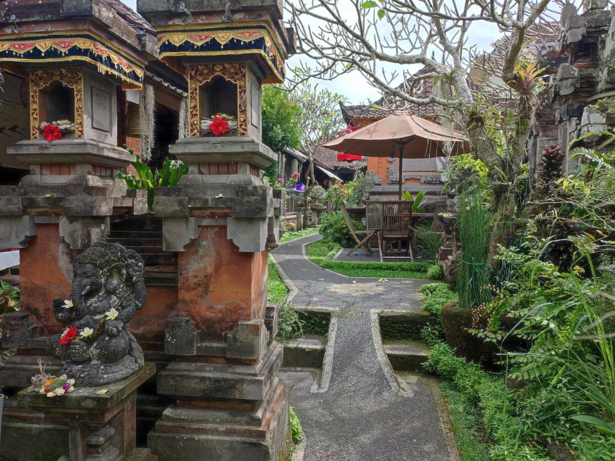 Nyoman Bed & Breakfast