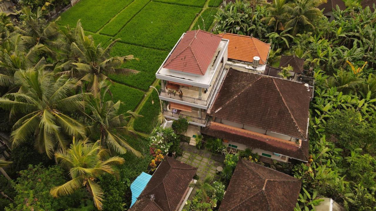 Nirwa Homestay *