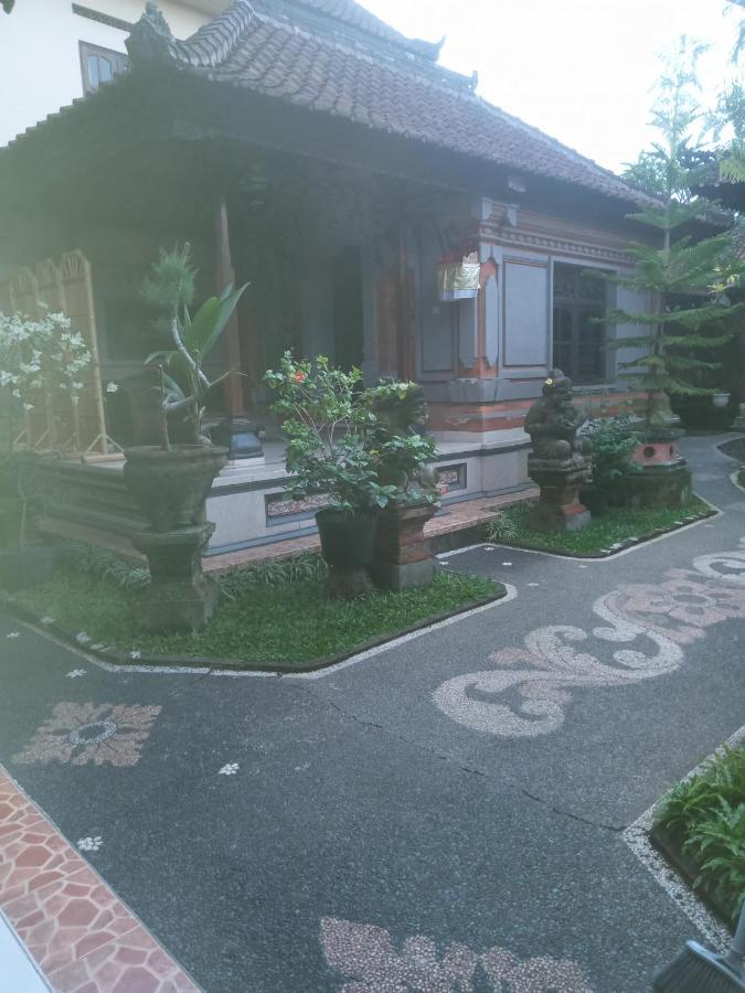Dewi Antara Gasthof *