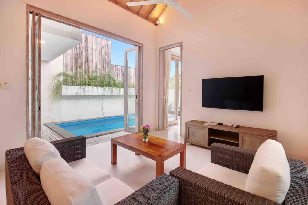 Villa A, Brand New Near Ubud. *