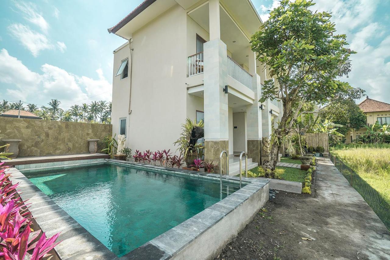Putih Dcarik Tempat Tidur & Sarapan Ubud (Bali)