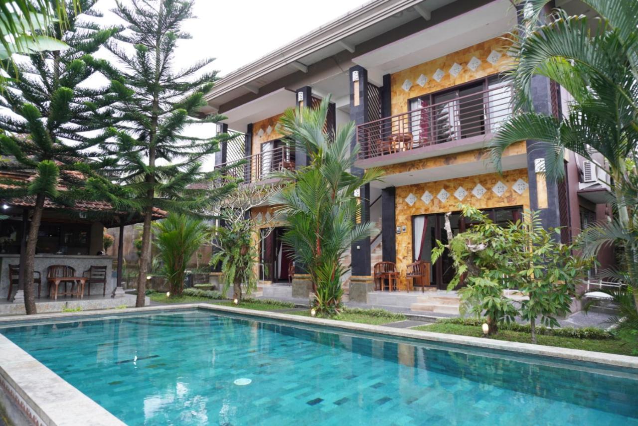 Guest house Puri Bisma - 4 Bedroom Private - 10 Min Walking To Center