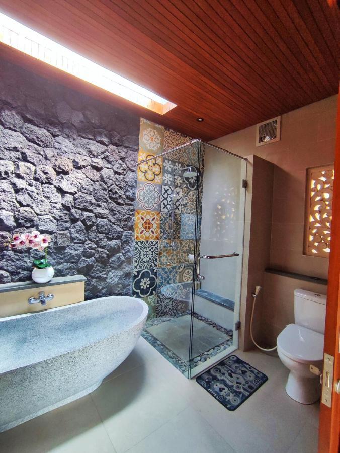 Dina * Ubud (Bali)