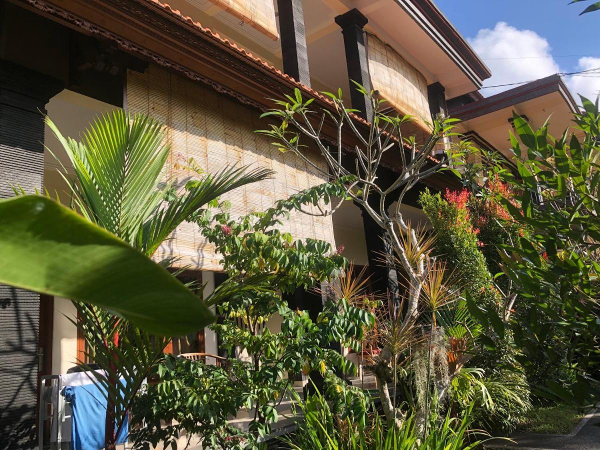 Wisma tamu Badri