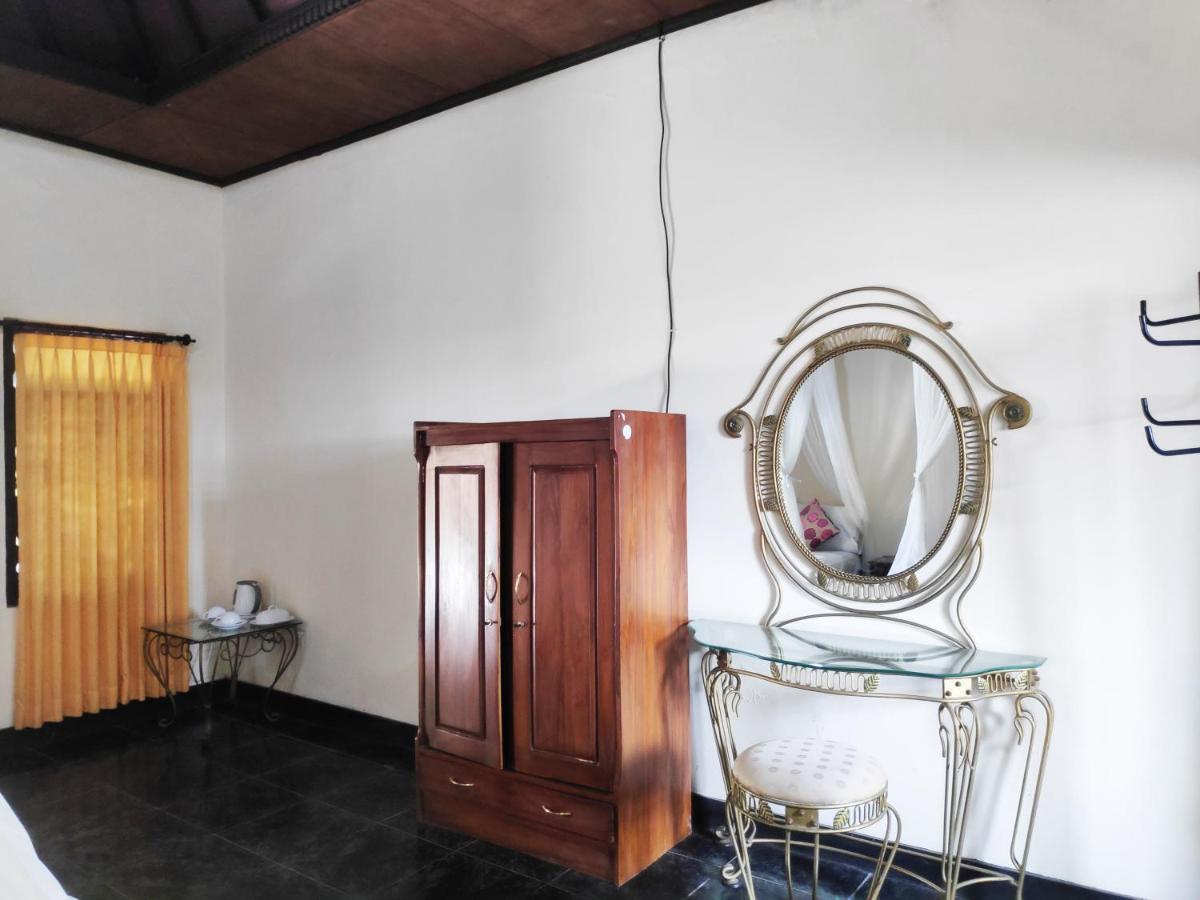 Oka Kartini * Ubud (Bali)