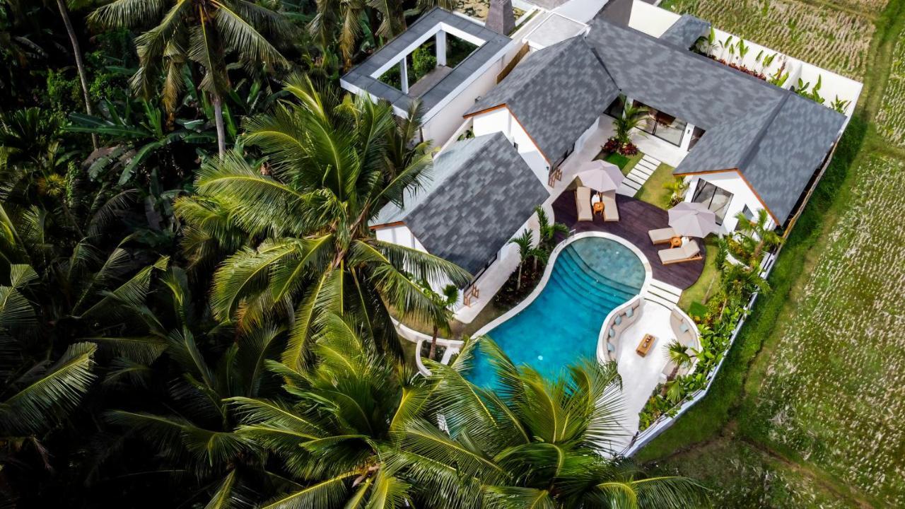 Villa Crystal Lagoon By Balisuperhost *