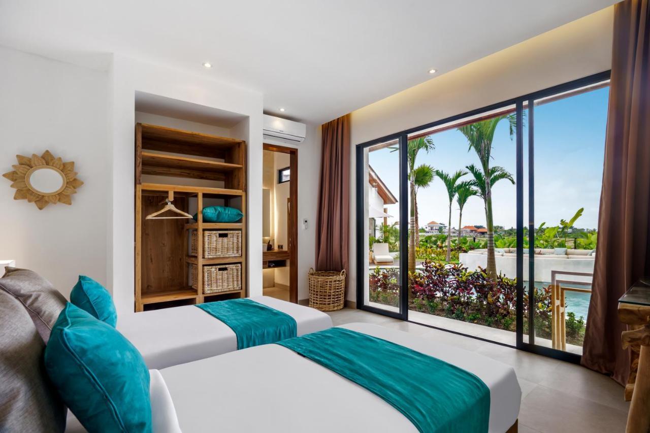 Villa Crystal Lagoon By Balisuperhost *