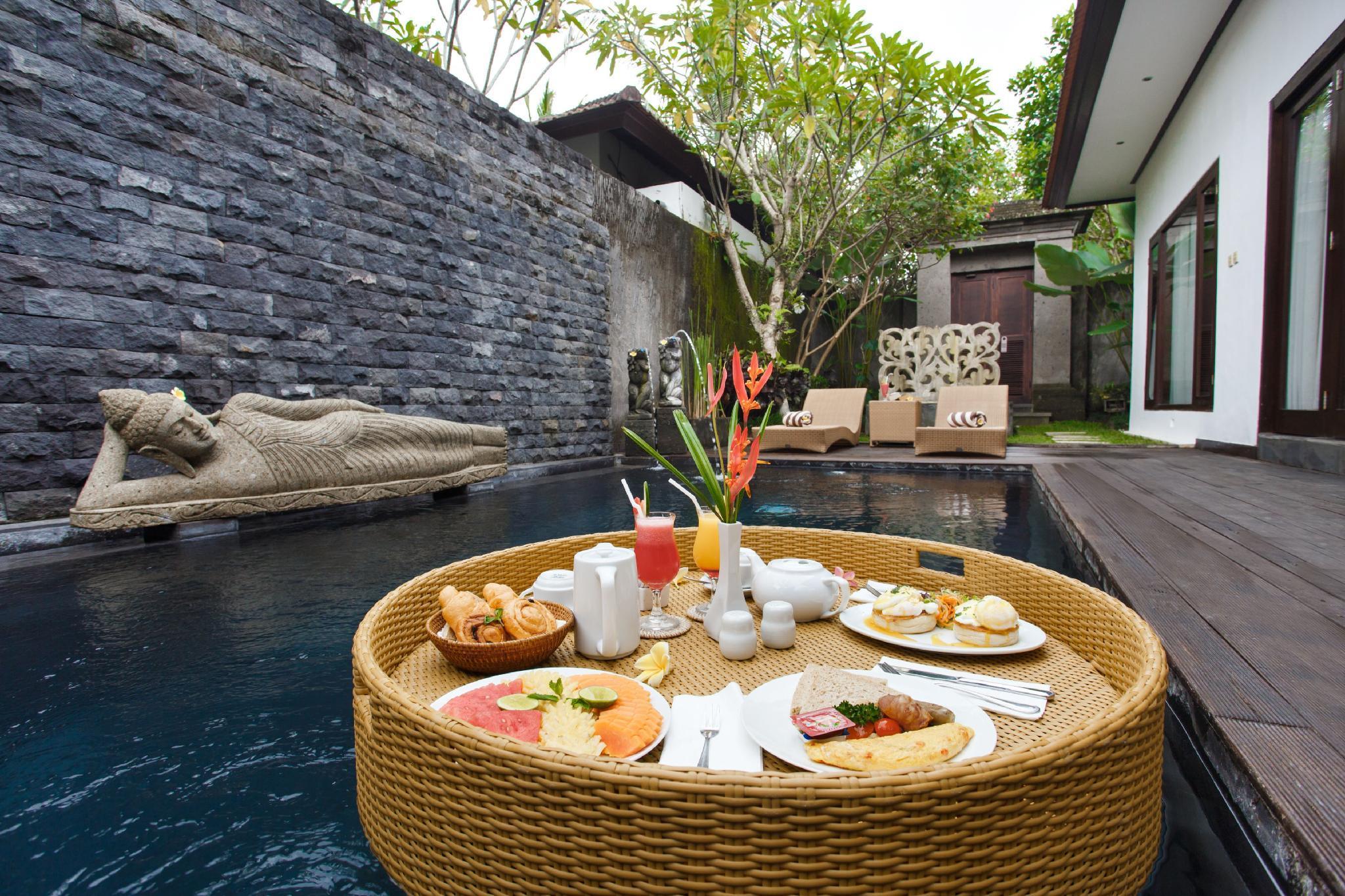 Raya Boutique Hotel 3*