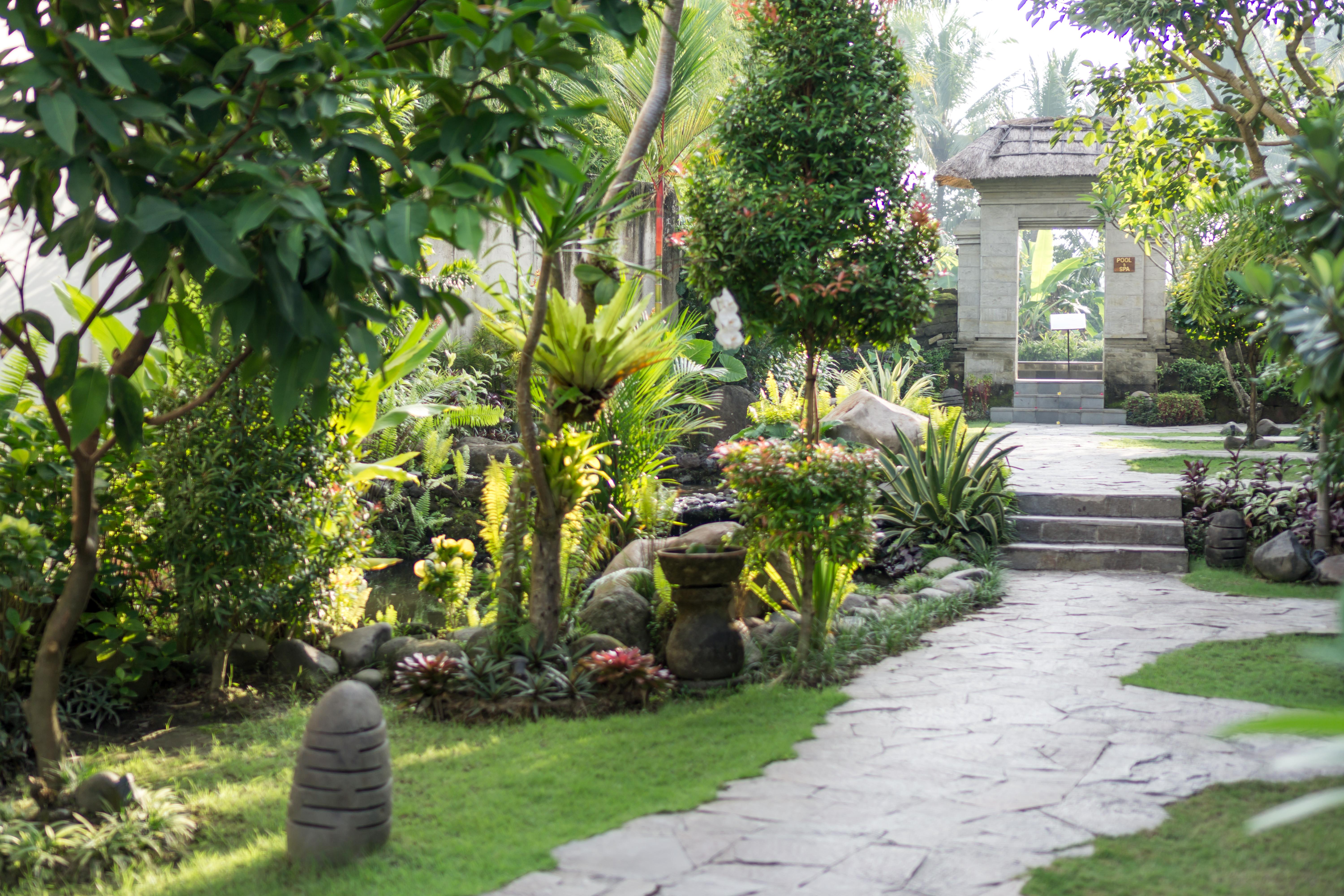 Radha Phala & Tempat peranginan 4*
