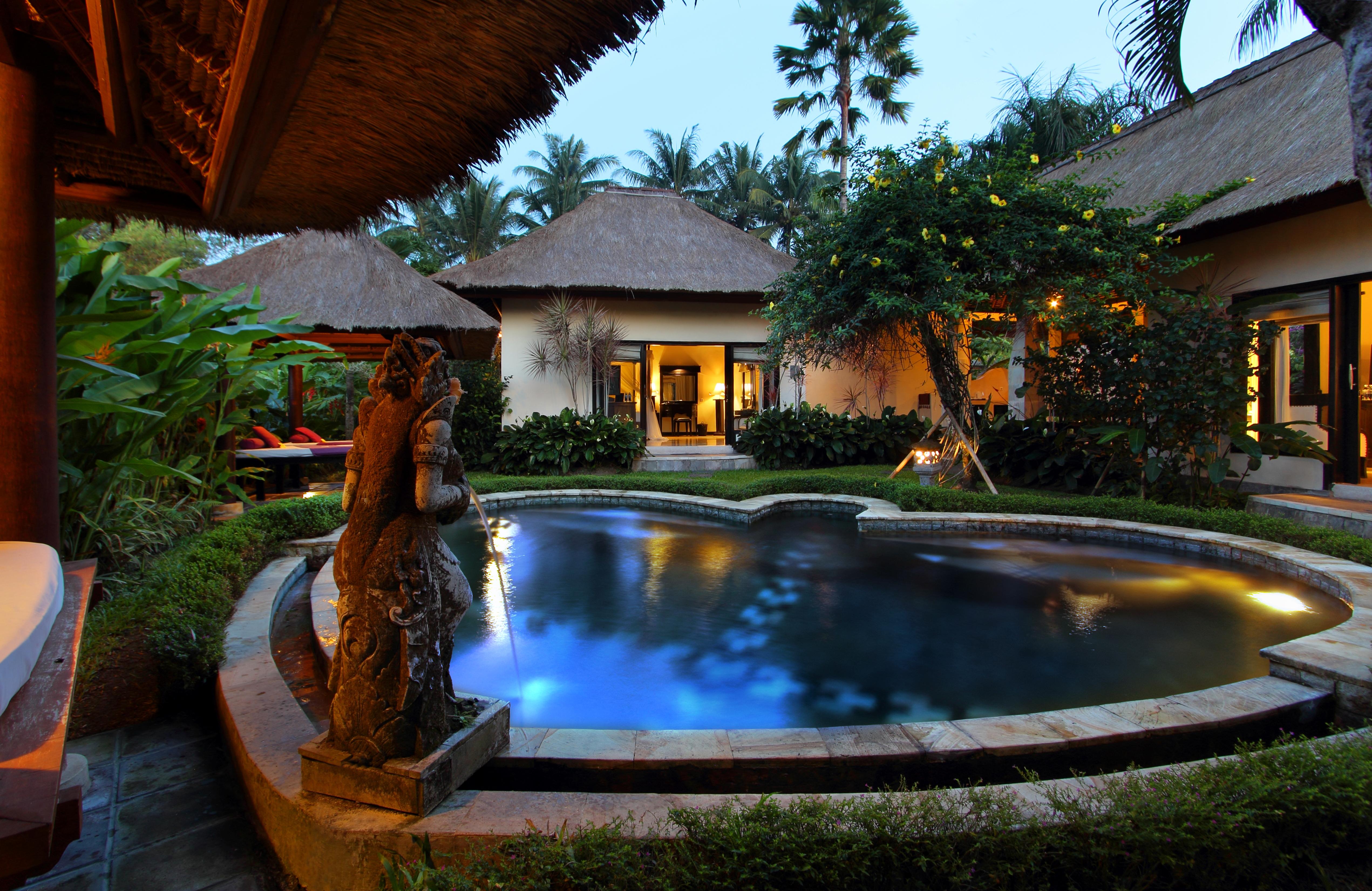 Furamaxclusive & Villas, *