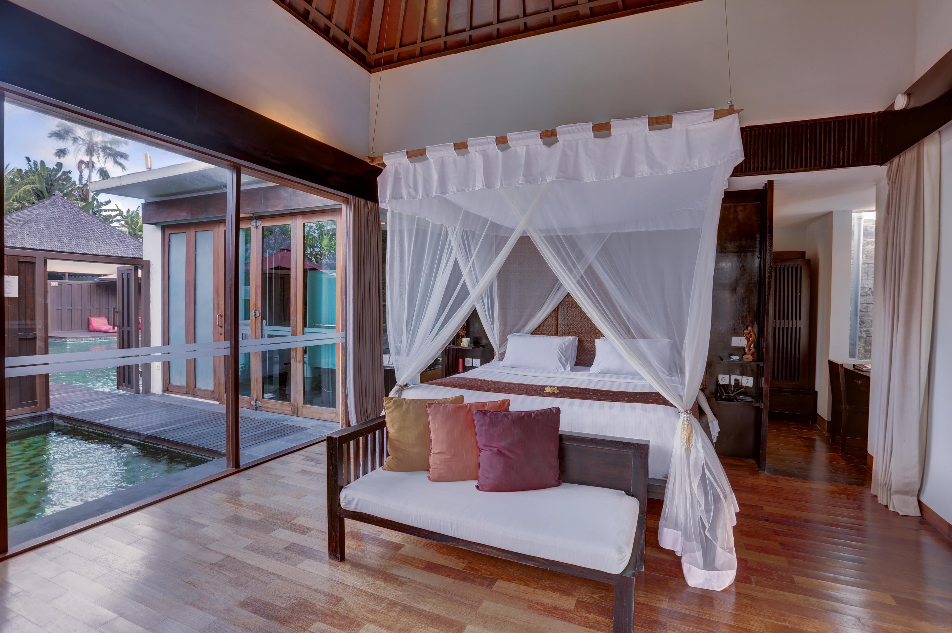 Villa Furamaxclusive & Villas, *