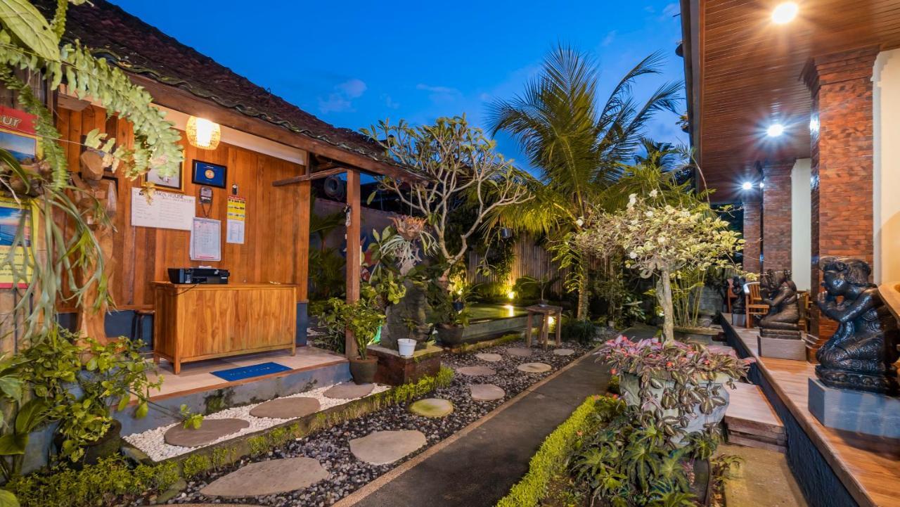 Saka House Guest house *