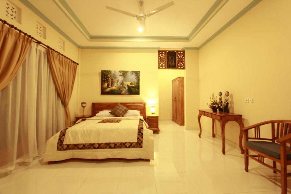 Homestay Loris *