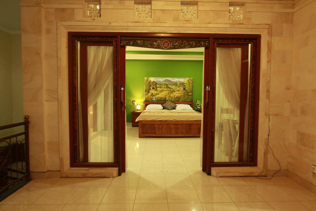 Guest house Pondok Loris 2*