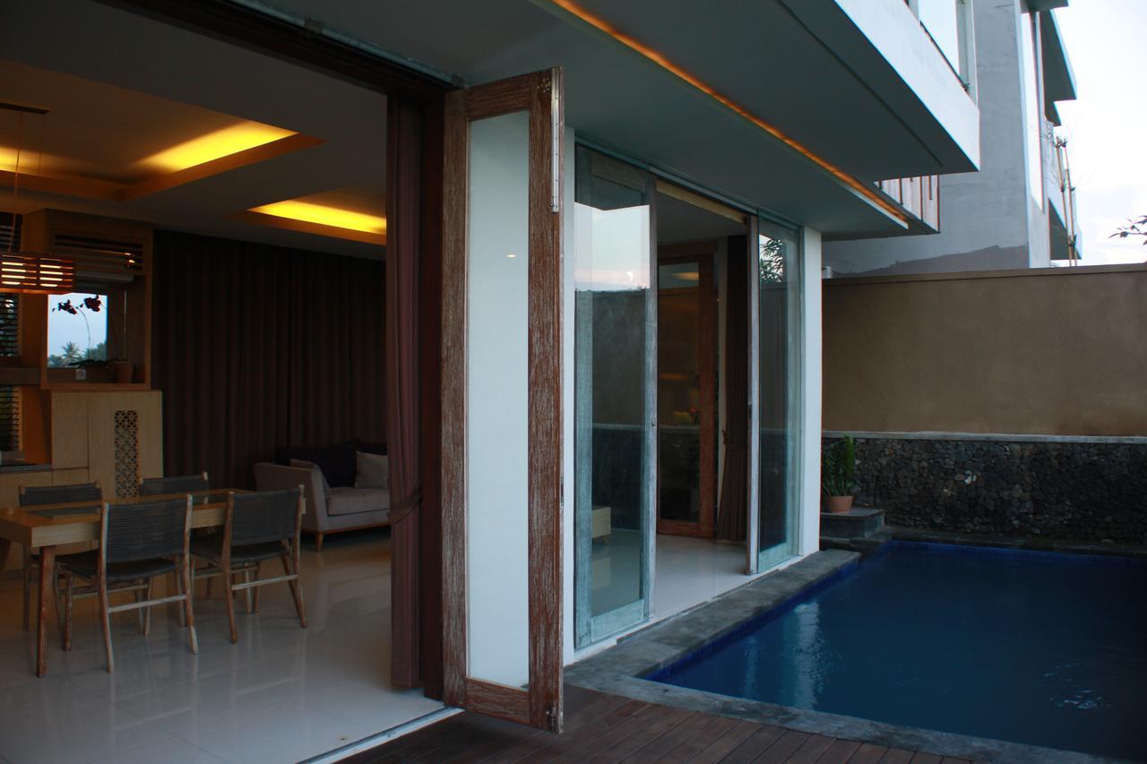 Greenfield Luxury Villa *
