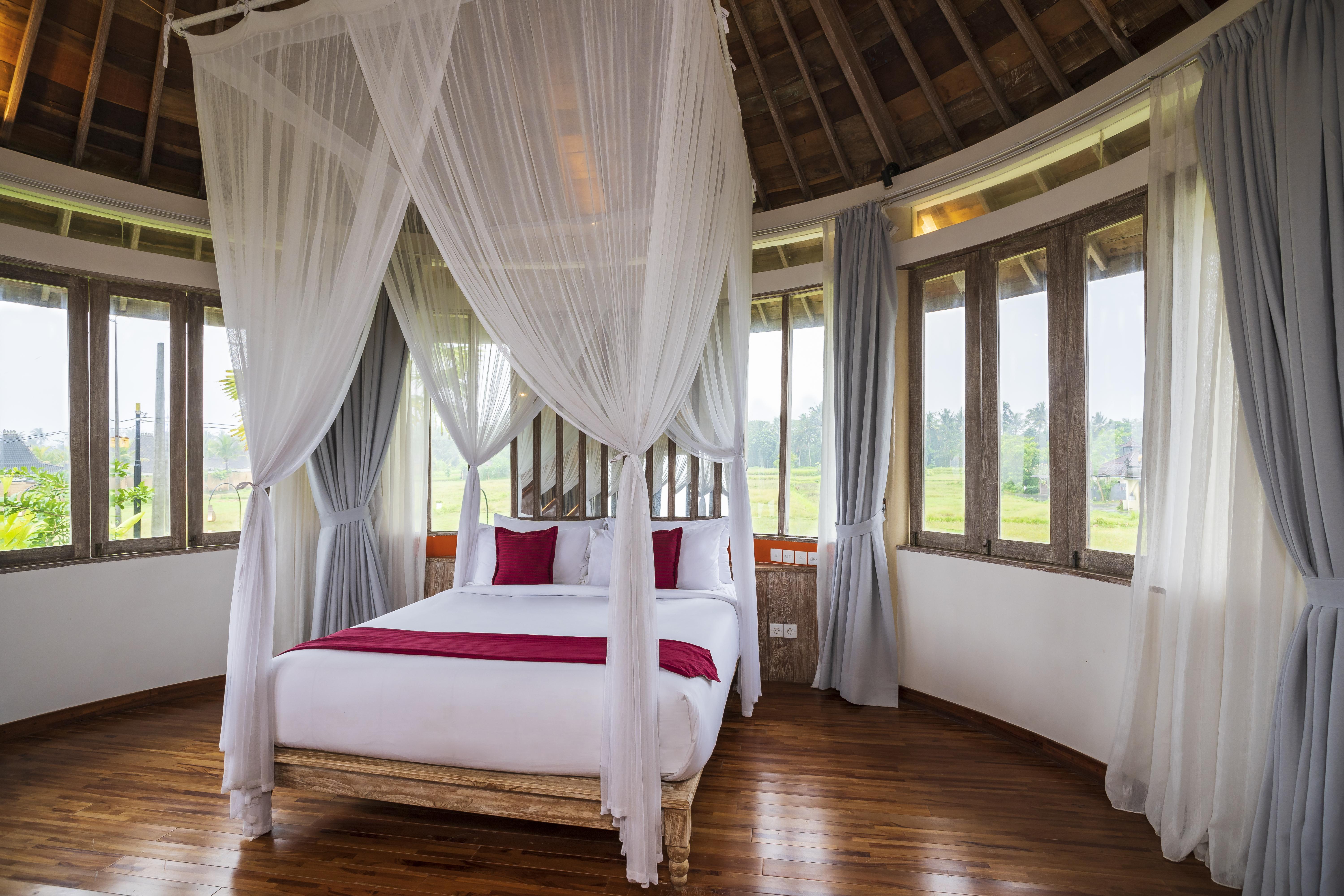Hotel Adiwana Arya 4*