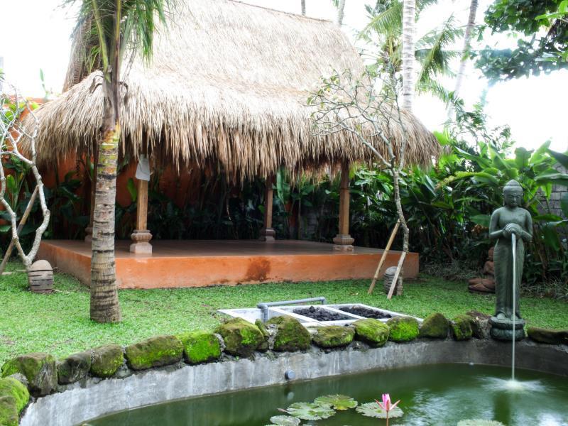 Hotel The Grand Sunti 3*