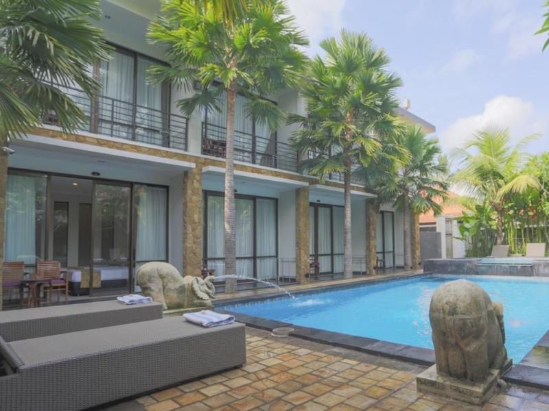 Hotel The Grand Sunti 3*