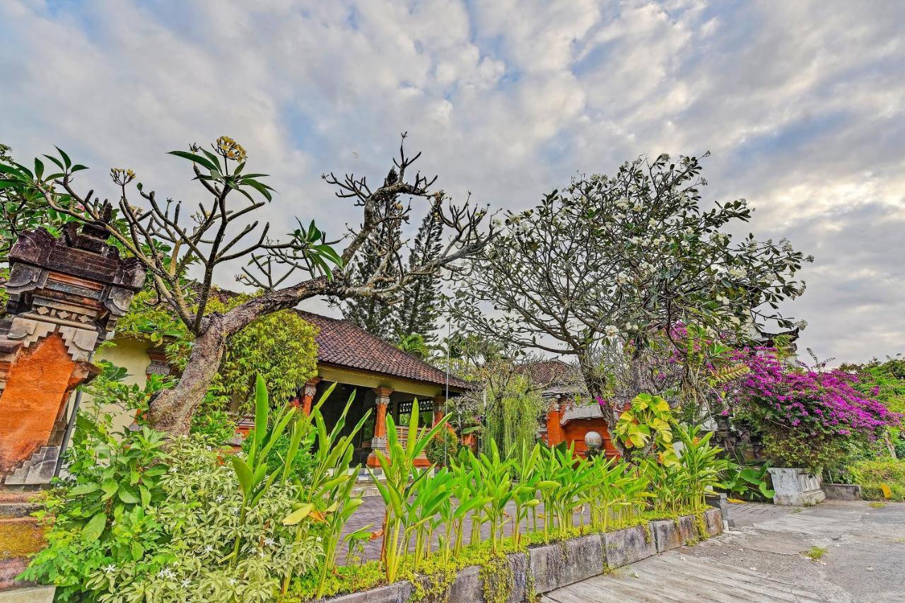 Oyo 91503 Gedong Ayu Near Sanur 2*