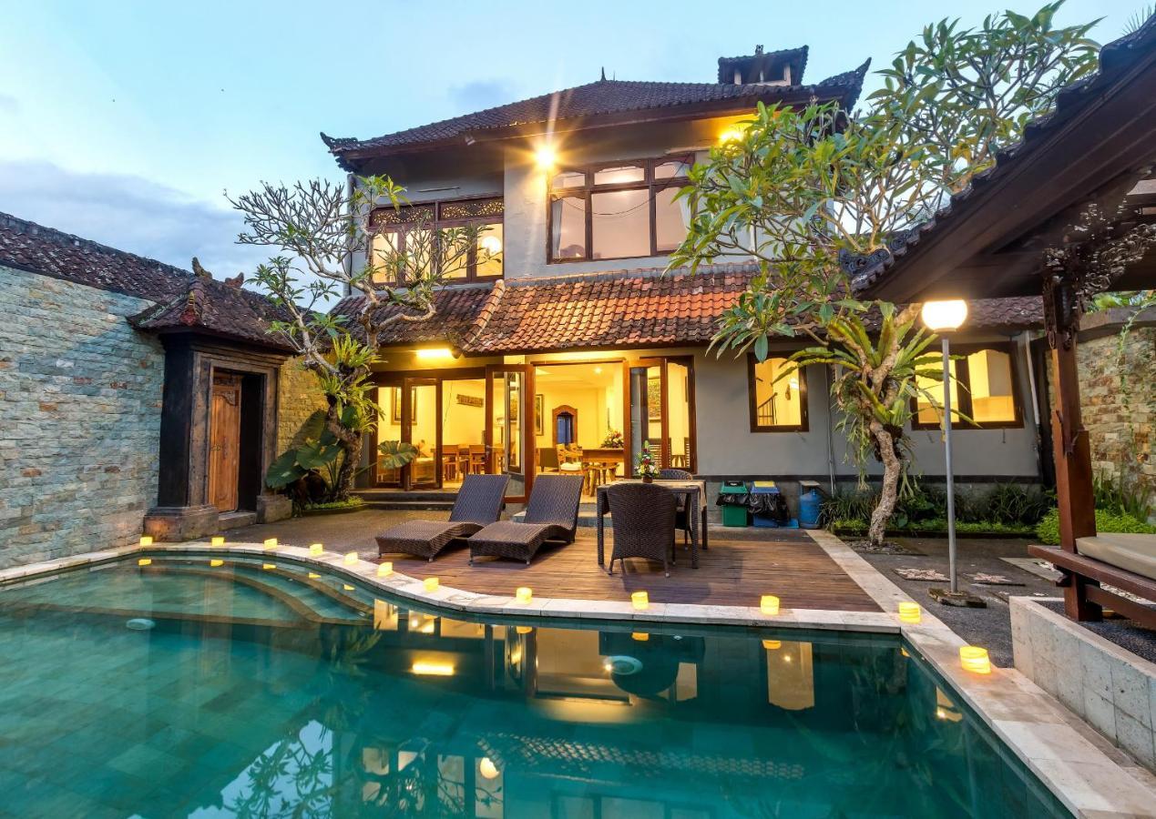 Amaryllis Kedewatan Villa Ubud (Bali)