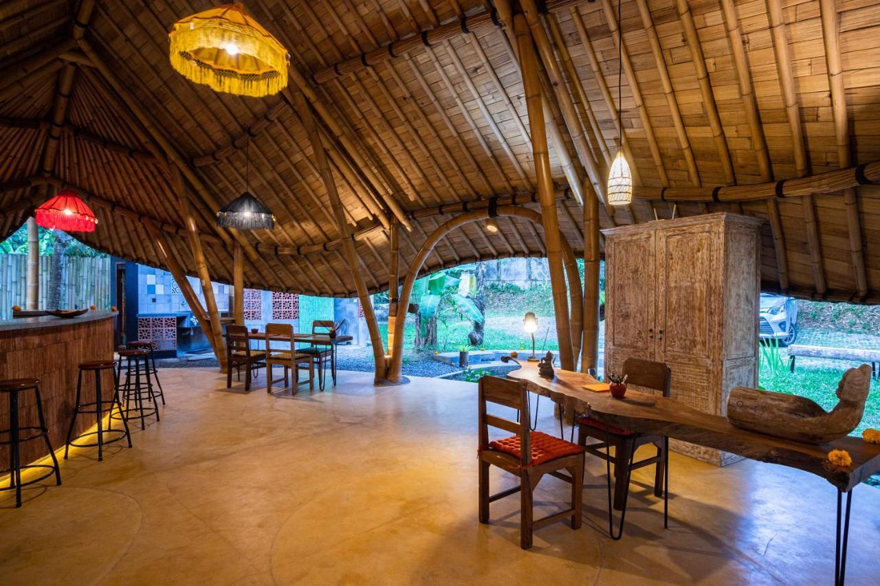 Lodge Bamboo Turtles *